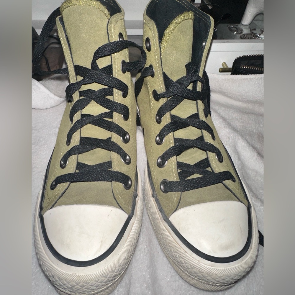 Custom Chuck Taylor All Star Lift size W-5, M-3